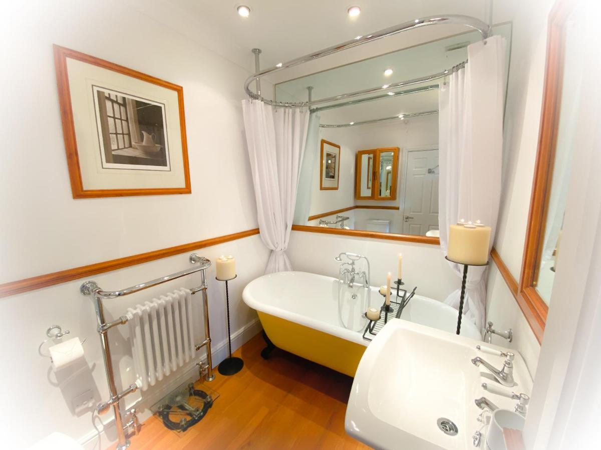 The Quay - Old Town Poole B&B - Great Location - Secure Free Parking Bagian luar foto