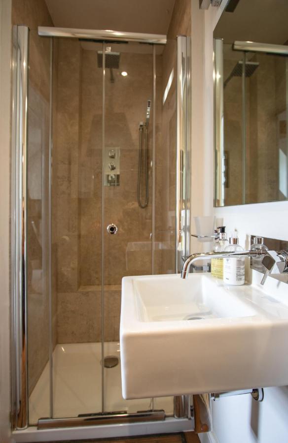 The Quay - Old Town Poole B&B - Great Location - Secure Free Parking Bagian luar foto